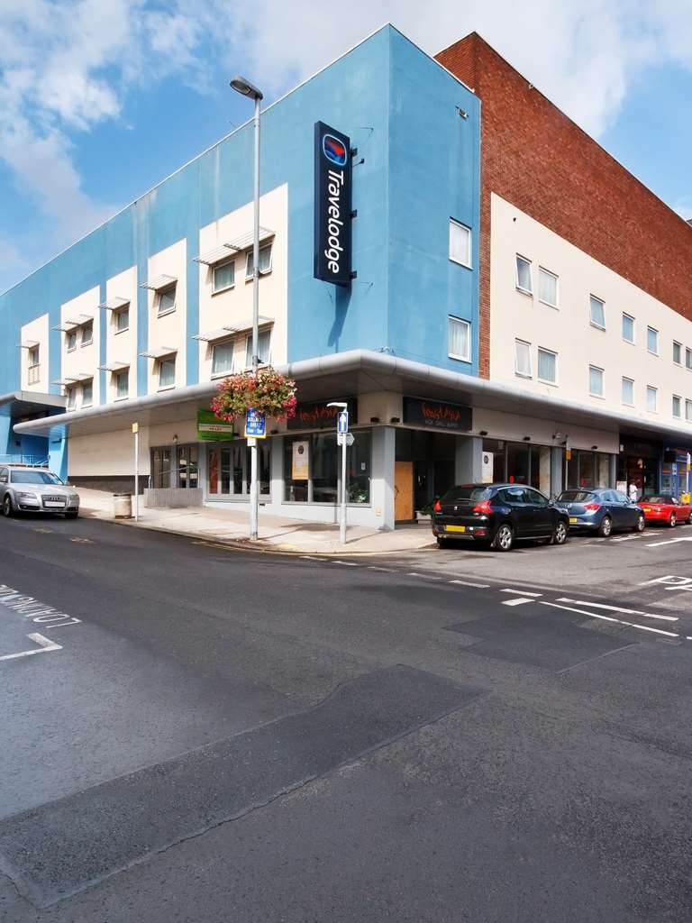 Travelodge Newport Central Exterior photo